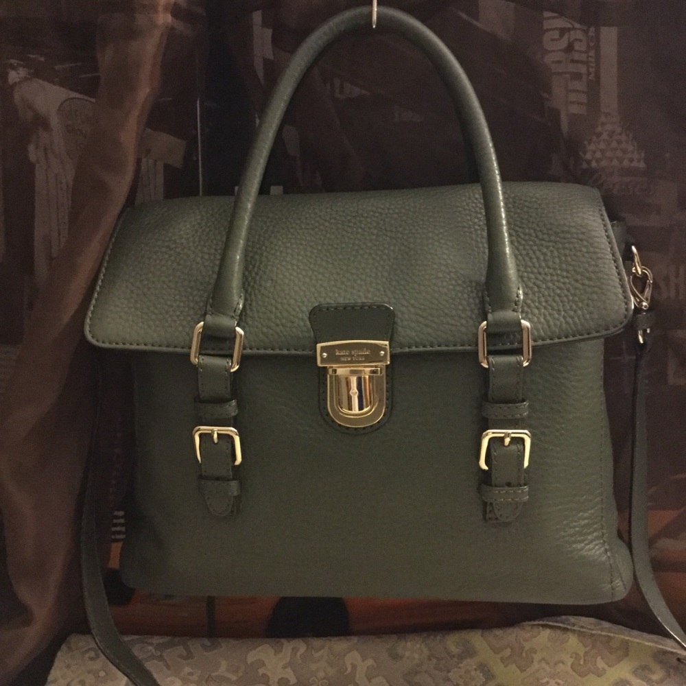 Sold..... Kate spade hand bag